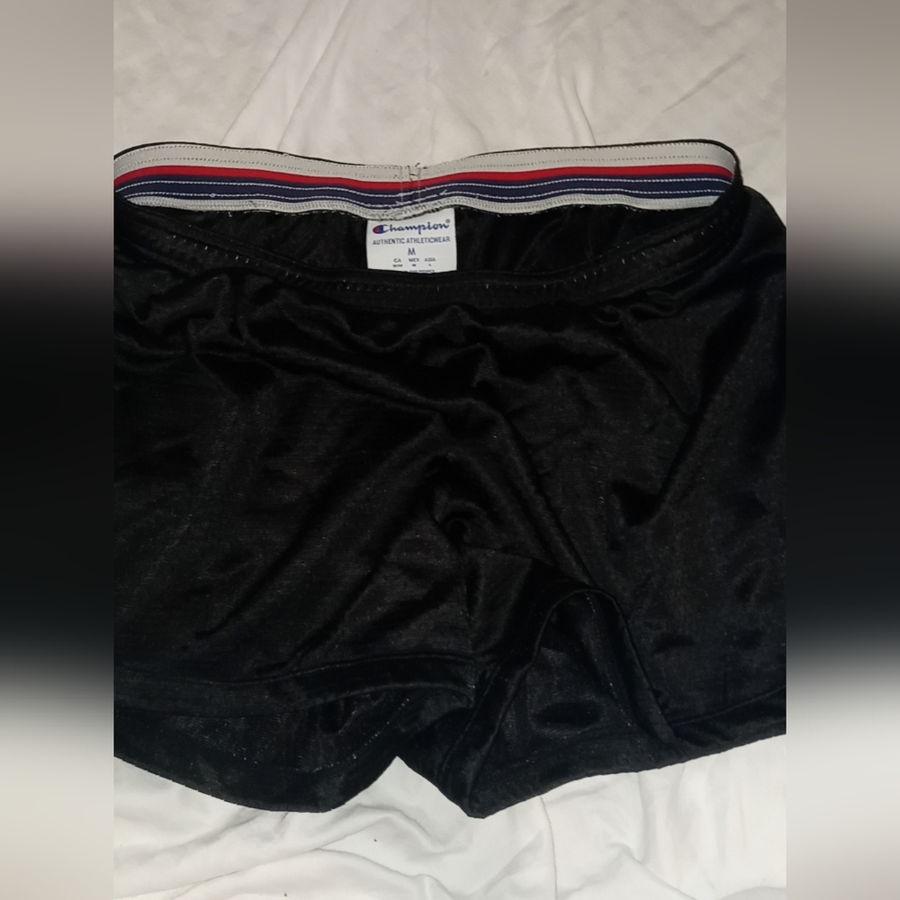 Black athletic shorts M stretchy